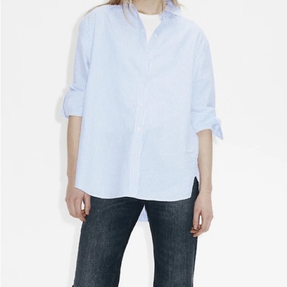 H&M divided blue and white Oxford button down